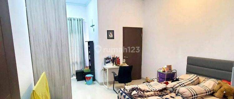 Dijual Rumah 3 Lantai di Taman Permata Indah, Jakarta Utara 1