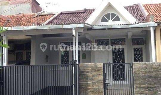 Dijual Rumah Siap Huni, di Metro Permata Satu, Tangerang 1