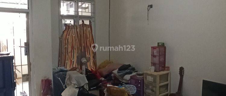 Rumah di Summarecon Serpong,harga murah, bisa nego, lokasi bagus 1