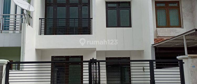 Dijual murah rumah di Daan Mogot baru,lokasi strategisharga nego. 1