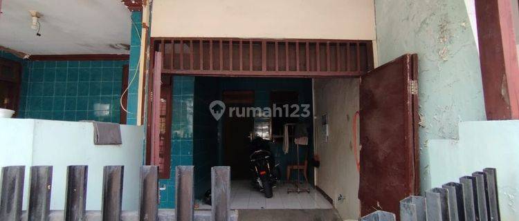 Jual Rumah 2 lantai Siap Huni Dekat gerbang tol cisalak 1