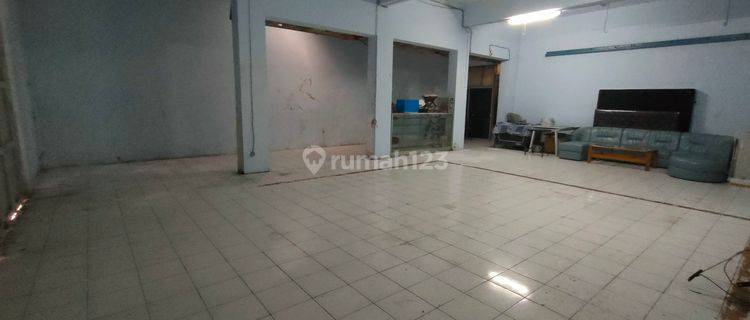 Sewa Ruang Usaha di pusat kota hz Mustofa, Tasikamalaya 1