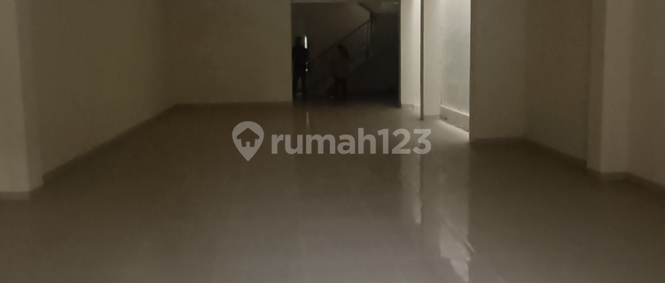 Profitable Shop House in the Center of Tasikmalaya City 1