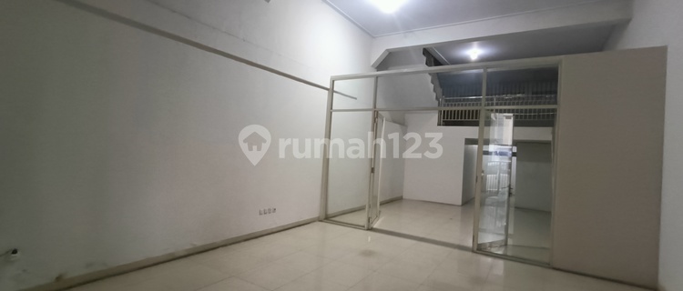 Rent a Shop House in Hz Mustofa, Downtown Tasikmalaya 1