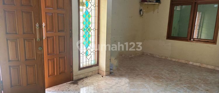 Spacious & Ready-to-Occupy House in the Center of Tasikmalaya City 1