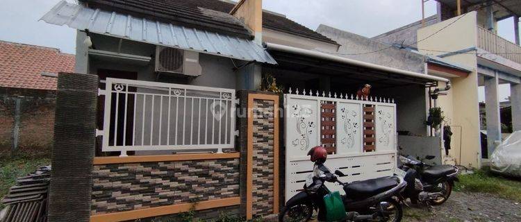 Rumah Bagus Full Bangunan Siap Huni di Karanganyar  1