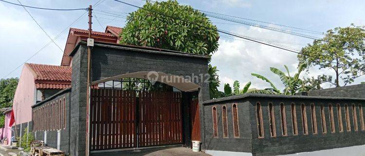 Rumah Siap Huni Hook di Tengah Kota Klaten  1