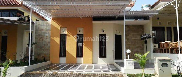 Rumah Bagus dan Nyaman Di Sewakan di Beranda Bali 1