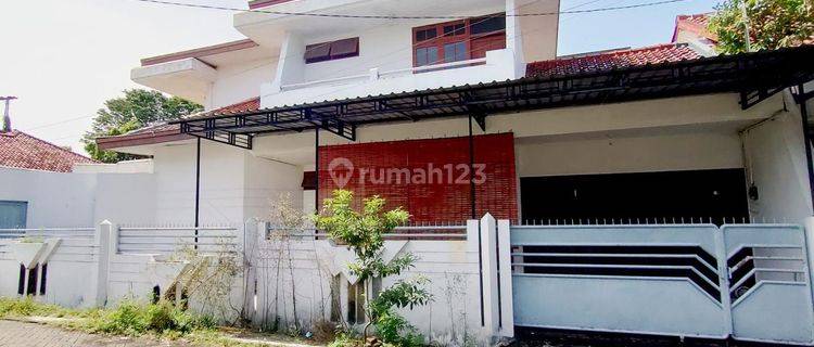 Rumah Bagus 2 Lantai Full Furnish di Perum Jati Indah Kudus 1