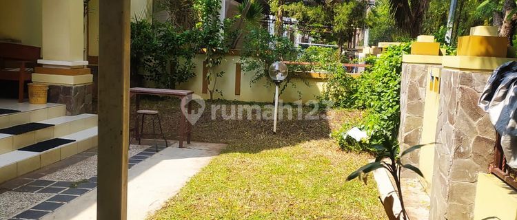 Rumah Bagus di Perum Adenia Raya Graha Padma 1