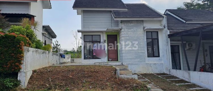 Rumah di BSB Village Aurora Terrace 1