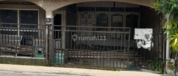 Dijual Rumah Hitung Tanah di Jalan Taman Suryo Kusumo 1