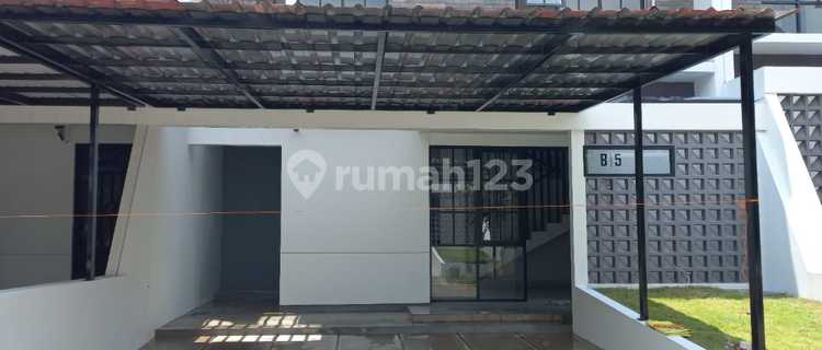 Comfortable Ready-to-Occupy House in BSB City 1