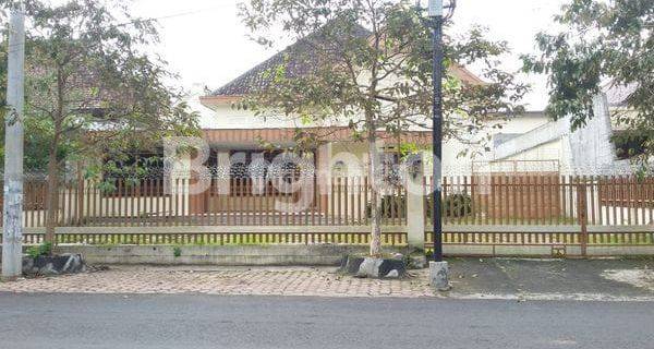 Rumah dijual di area Gunung-gunung Luas besar di jalan buring malang 1