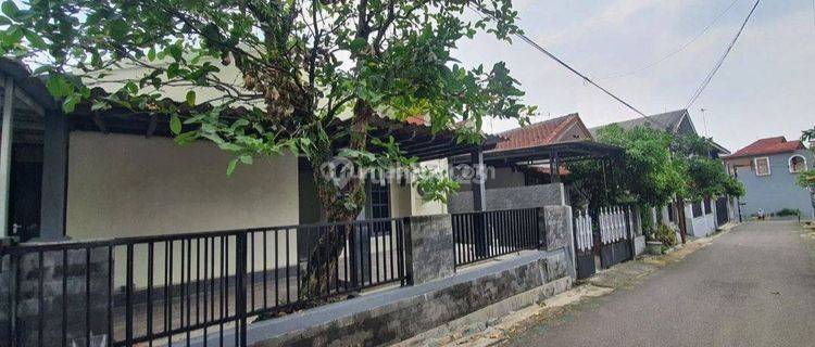 RUMAH ASRI DEKAT MALL BTM DAN STASIUN 1