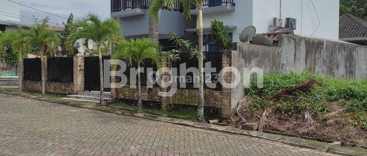 RUMAH TENGAH KOTA BERNUANSA MINIMALIS ELEGAN LOKASI DALAM CLUSTER HARGA NEGO 1