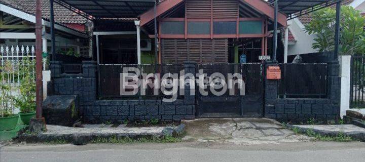 RUMAH FULLFURNIS DENGAN LOKASI TENGAH KOTA DALAM PERUMAHAN BALIKPAPAN BARU AMAN NYAMAN HARGA NEGO 1