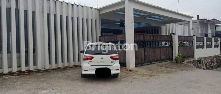 RUMAH BESAR MEWAH FULLFURNIS LOKASI TENGAH KOTA DALAM PERUMAHAN POLDA AMAN NYAMAN HARGA NEGO 1