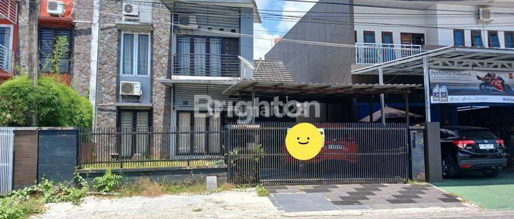 RUMAH TENGAH KOTA BERNUANSA MINIMALIS ELEGAN LOKASI DALAM PERUMAHAN WIKA AMAN NYAMAN HARGA NEGO 1