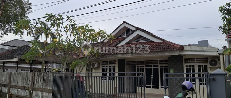 For Rent Fully Furnished House City Center Location in Balikpapan Baru Housing Safe Comfortable Negotiable Price 1