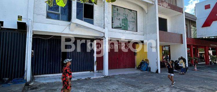 In a strategic shophouse in front of Bali Galeria Mall 1