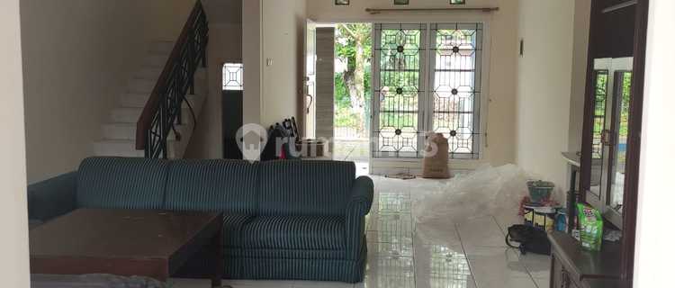 2-Story House In Flamboyan Golf Estate Cluster, Bogor Raya 1