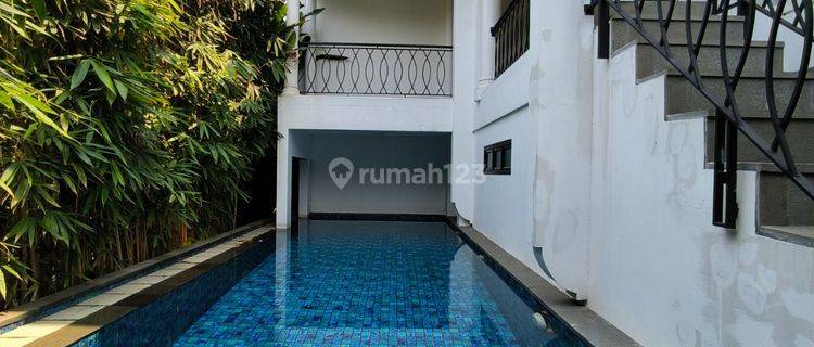 Rumah Cantik di Puri Bintaro Sektor 9 1