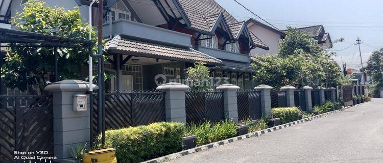 Rumah Suryalaya Luas Dan Asri Lingkungan Nyaman Buah Batu Bandung 1