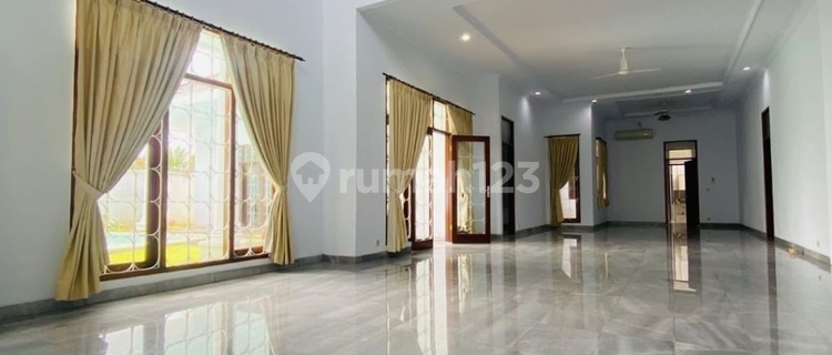 Rumah  Disewakan Di Pejaten Barat Jakarta Siap Huni. 1