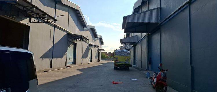 Dalam Kawasan Pergudangan Karawang Bebas Pungli 1
