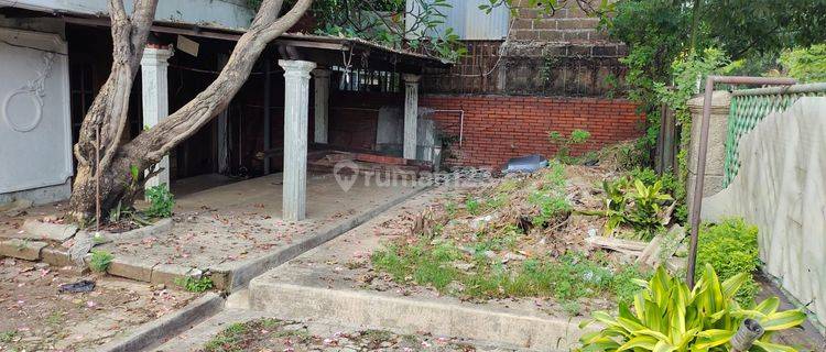 Dijual Rumah Tua Lokasi Strategis Sudah SHM  1