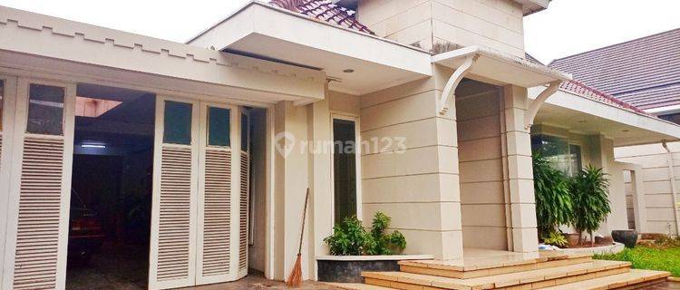 Disewakan Rumah Menteng Luas 1000an Meter Unfurnished 1