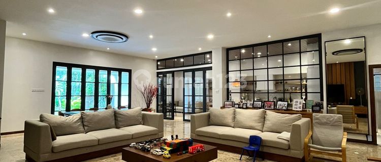 Luxury House with Good SHM in Gandaria, Rarely Available 1