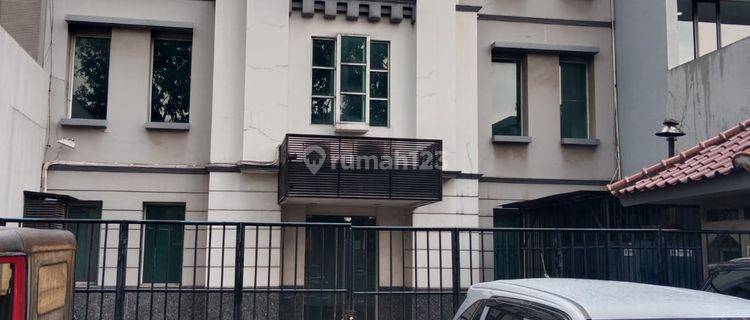 Gedung Ruko Lebar 3.5 Lantai Pemuda Jakarta Timur Jalan Lebar  1