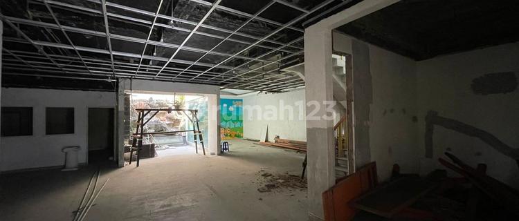 disewakan rumah komersil pinggir jalan raya kelapa nias raya kelapa gading jakarta utara 1