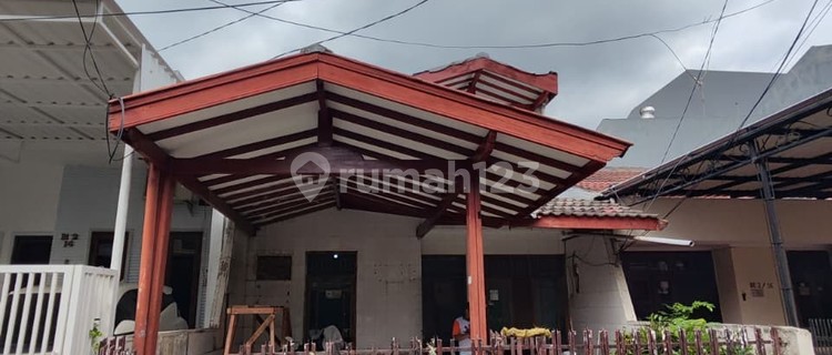 R01-0276 Dijual Rumah Standar 5 KT Kopyor Timur Kelapa Gading Jakarta Utara 1