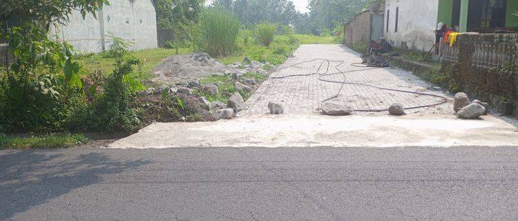 "Tanah Legalitas SHM 400 Meter dari Perempatan Tempel, Jogja" 1