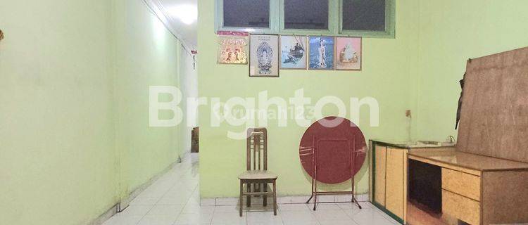 RUMAH FULL FURNISHED DALAM KOMPLEK 1