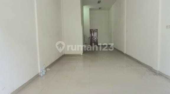 Shop House on Bambu 2 Street, East Medan Area, Silalas. 1