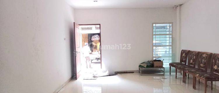 Rumah Gandeng Dalam Komplek Jln Kepribadian Medan Barat 1