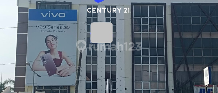 Strategic 4-Story Bizpark Shop-House Ready to Use in West Karawang 1