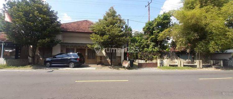 Rumah Bagus SHM Akses Jalan Arah Pantai Parangtritis Bantul 1