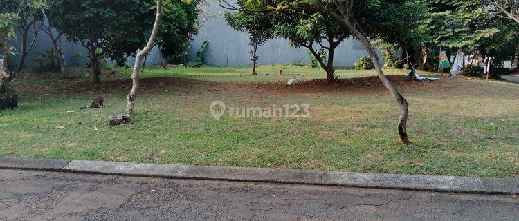 Dijual kavling depan taman dalam cluster 1