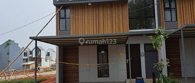 Dijual rumah baru kota wisata Cibubur 1