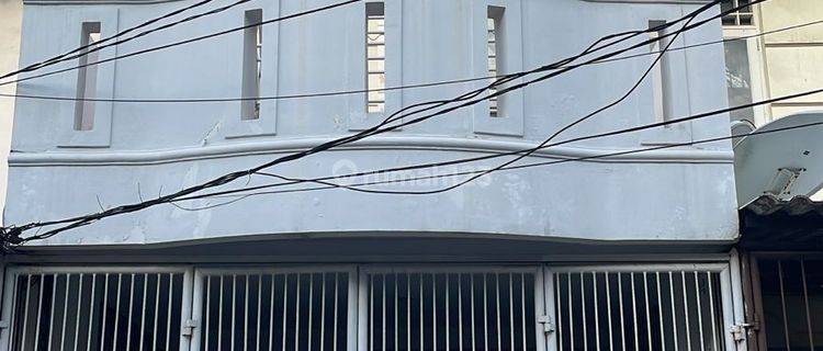 Dijual Rumah 3 Lantai di Taman Palem Lestari Furnished  1