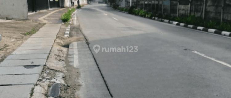 Tanah 2.189 m² Bentuk Kotak Puri, Jakarta Barat 1