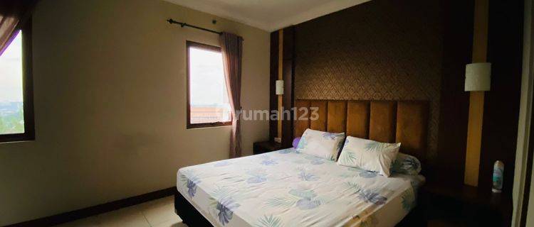 Apartemen The Majesty 3BR Full Furnished 1