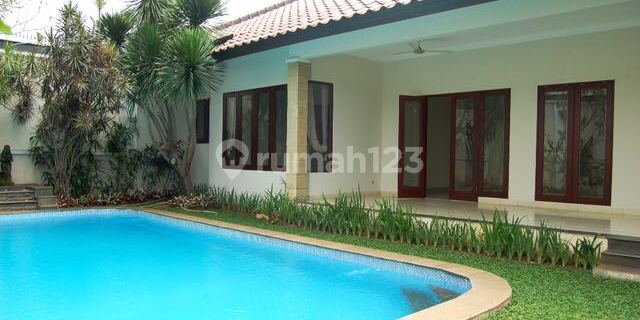 Rumah Mewah Luas Strategis Kemang Jaksel 1