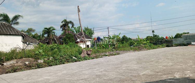 Tanah Jakal KM 8, Luas 209 SHM Pekarangan 1