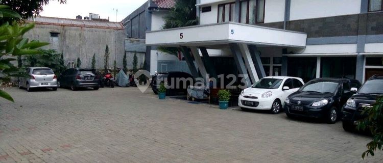 Guest House. Ciumbeleuit. Next to Unpar. Bandung. 1